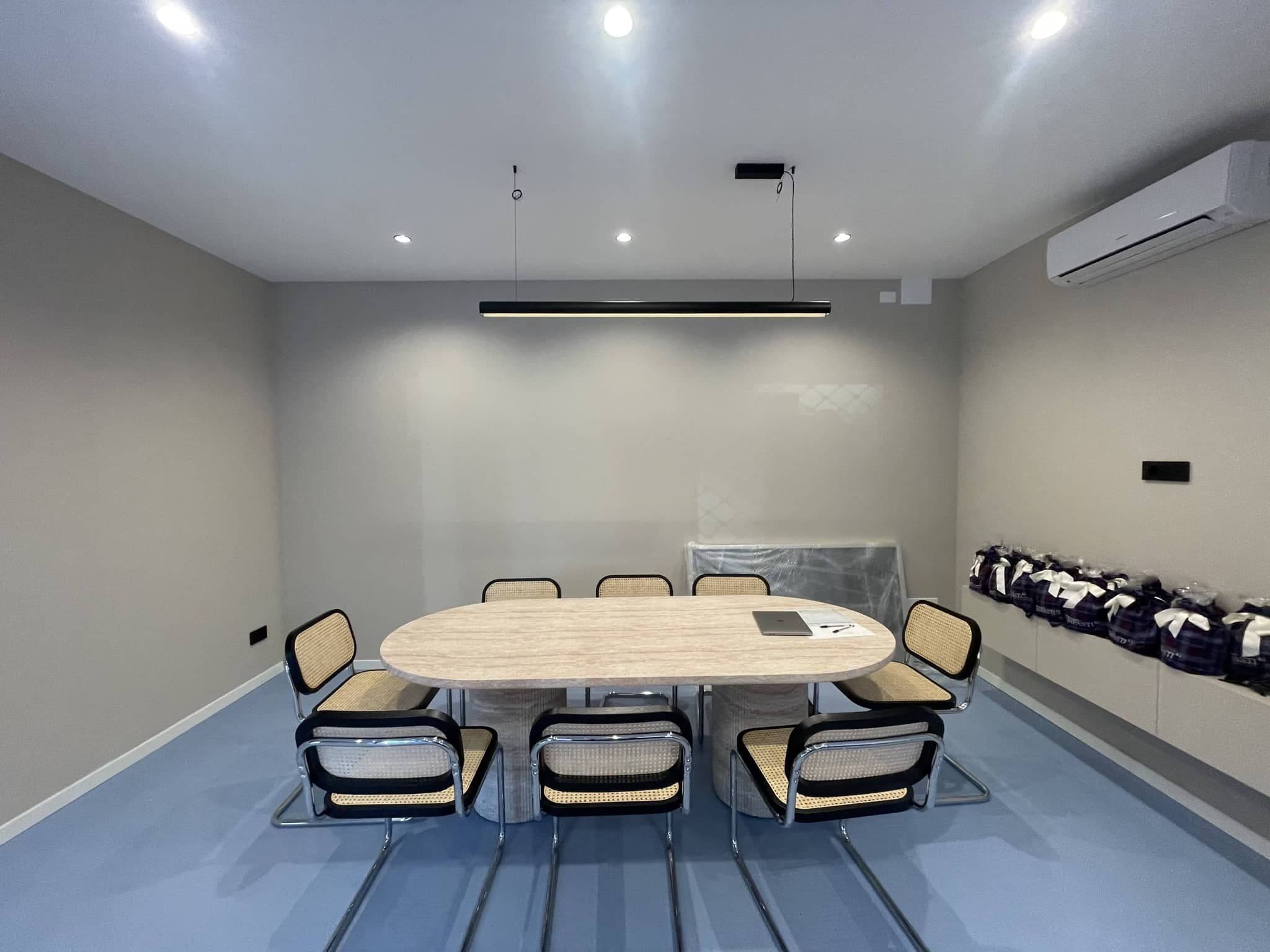 Mavins HQ